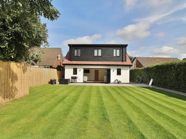 This home is near local schools and is located near the M275 for anyone that commutes regularly.
