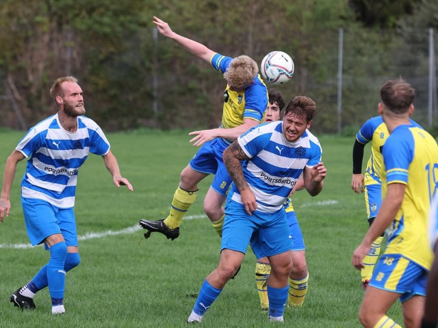 Waterlooville Social (yellow) v AC Copnor. Picture: Sam Stephenson.