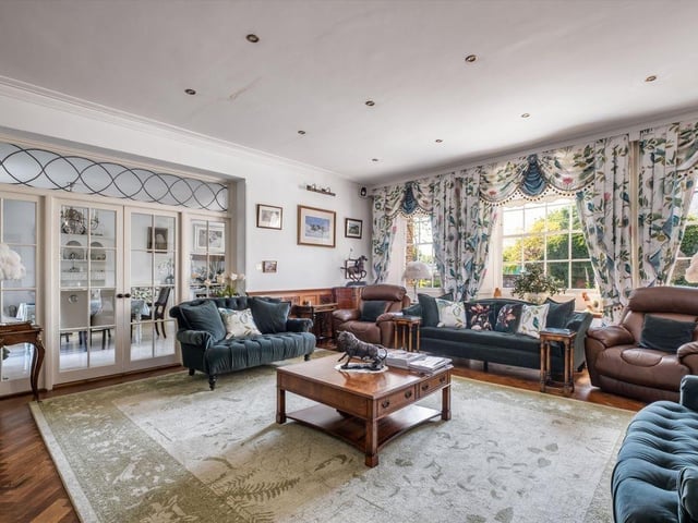 The property is located in Hawkley Road, Liss and it is nearby public transport including Liss train station which is located 0.8 away.