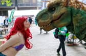 Cosplayers and dinosaurs get to know each other at Portsmouth Comic Con