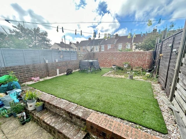 This property is on the market with Jeffries & Dibbens and for more information, visit the website.