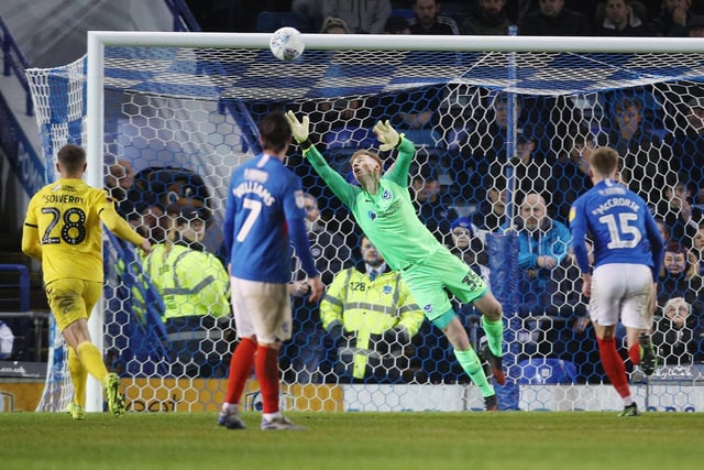 The young stopper featured heavily under Kenny Jackett before the enforced Covid break but continued to play between the sticks in both of the Blues’ play-off games against Oxford United. Despite keeping two clean sheets in the league for Pompey this term, he was seen as Gavin Bazunu’s back-up and is currently on loan at Bradford until the end of the season.