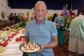 John Gilbert  Knows His Onions!