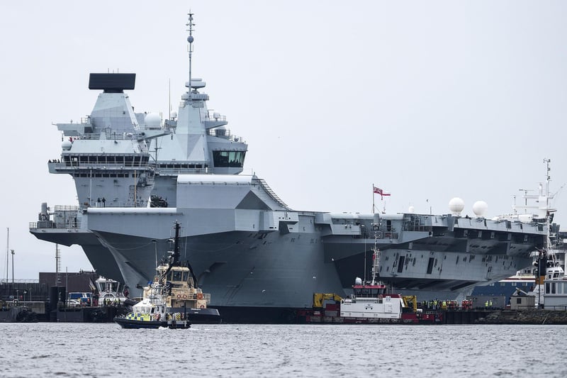 The £3.2bn aircraft carrier and Nato flagship weighs 65,000 tonnes and can carry a crew of 700. On deployment, 40 holicopters can be carried and embarked.