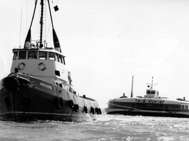 SRN4 Hovercraft being towed into The Solent bound for HMS Daedalus on June 28 1994. The News PP3468