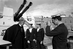 Jon Pertwee at Fraser Gunnery Range, Eastney, where the BBC was filming Dr Who, October 1971.