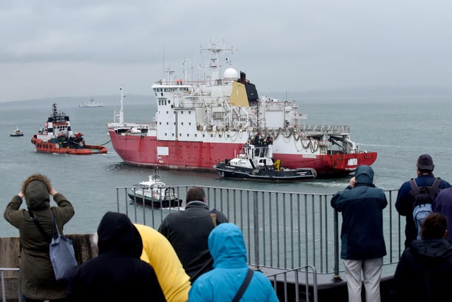 Former Royal Navy Ice Patrol ship HMS Endurance set sail on her last ever voyage as she is to be scrapped.