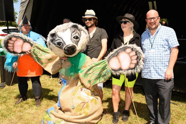 Cllr Steve Pitt (far right) with Kate Pickle, with Paul Jones and Claire Jefferson Jones of Splurge design at Paulsgrove Carnival.
Picture: Keith Woodland (240621-121)