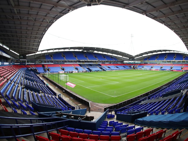 Average attendance: 17,873; Capacity: 28,723