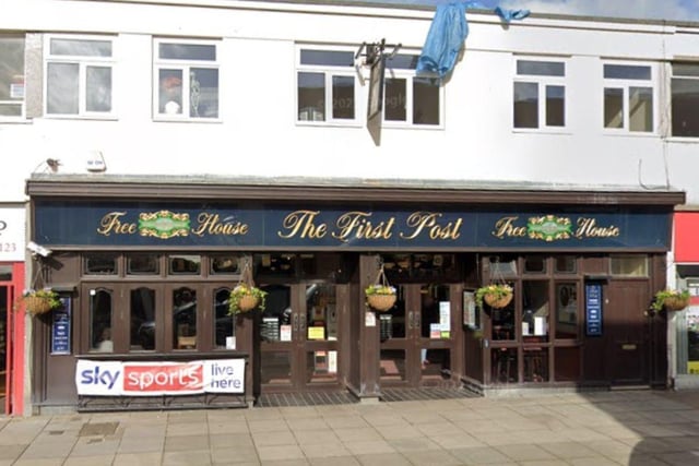 The First Post is a JD Wetherspoons restaurant where you can get an array of hot drink with free refills.