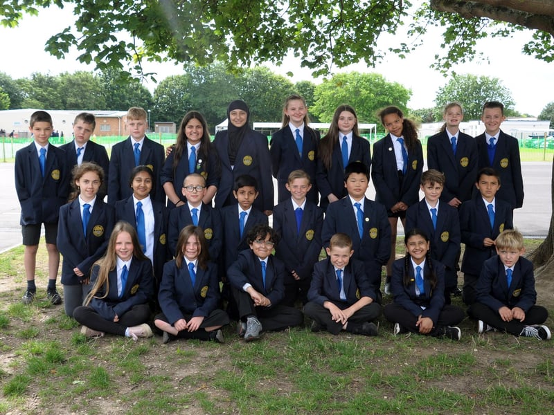 Year 6 Leavers 2021 Arundel Court Primary Academy Fyning Street Portsmouth Class 6EH FORMAL