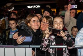 Crowds joining in with the singing. Picture: Mike Cooter (181121)