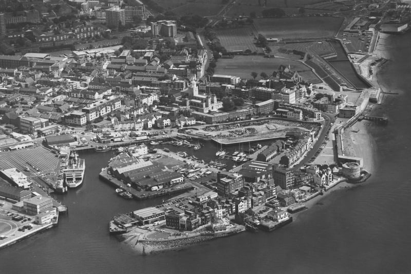 An aerial view of Old Portsmouth on September 30, 1992. The News PP3838