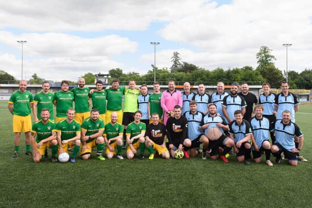 Pictured is: The two teamsPicture: Keith Woodland (280521-14)