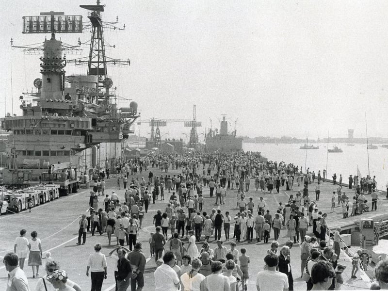 Portsmouth Navy Days packed full of excited people in 1983. The News PP4990