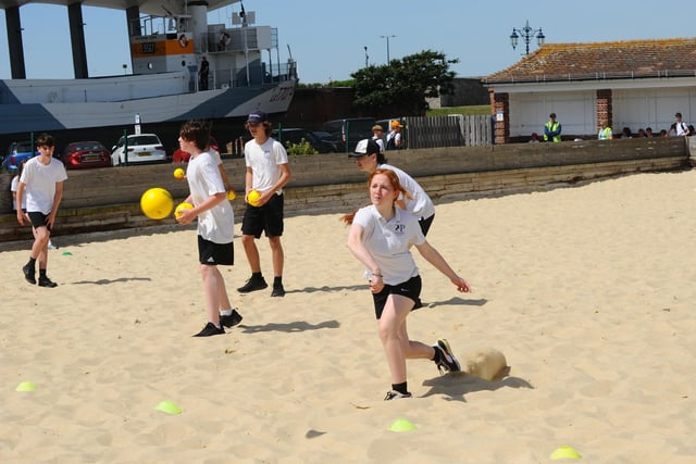 Year 9s playing dodgeball (160622-6826)