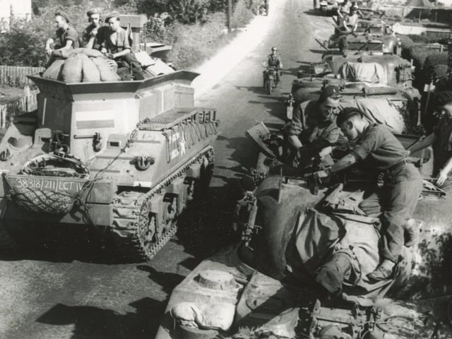 UK troops awaiting embarkation at Gosport(c) Imperial War Museum