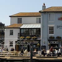 'Join us for a few final pints': Fuller's pub The Bridge Tavern prepares to close next month for refurbishment