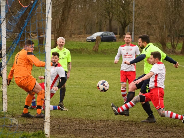 North End Vets green) v Paulsgrove. Picture: Keith Woodland