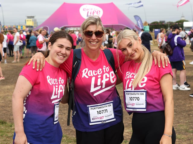 Race For Life event in Southsea, Hampshire. Pictured is (L-R) Alice Welch, Sam Welch, Grace Welch.Sunday 30th June 2024.Picture: Sam Stephenson.