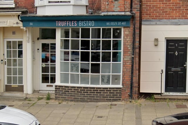 Truffles Bistro, Fareham, is a French restaurant that dishes up authentic modern French cuisine. Pan roasted fillet of beef, Ox cheek mac and cheese, savoy cabbage,
caramelised onions, red wine sauce is just one of the delicacies served here.