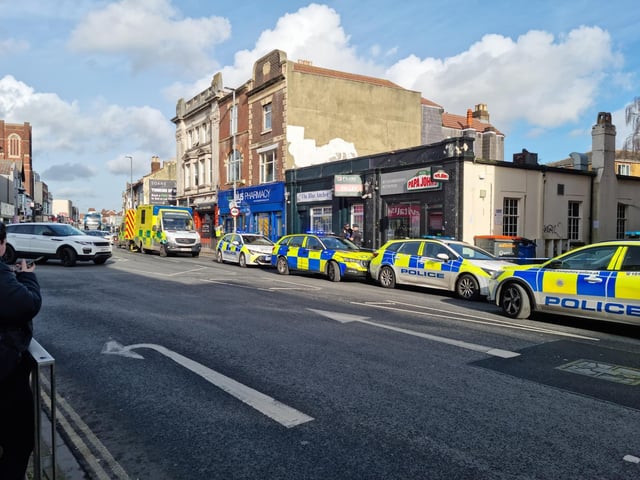 Kingston Road street attack in Portsmouth leaves man fighting for life