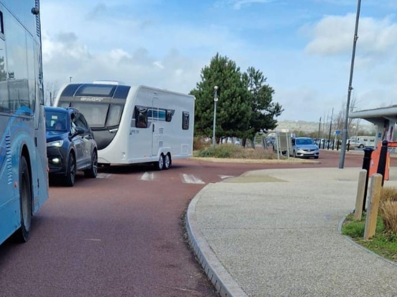 There is a large police presence at the Portsmouth Park & Ride in Tiper Lane near the M275, with reports of travellers forming up in the area.