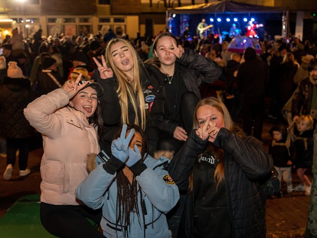Gosport friends enjoying the entertainment in the High Street. Picture: Mike Cooter (251123)