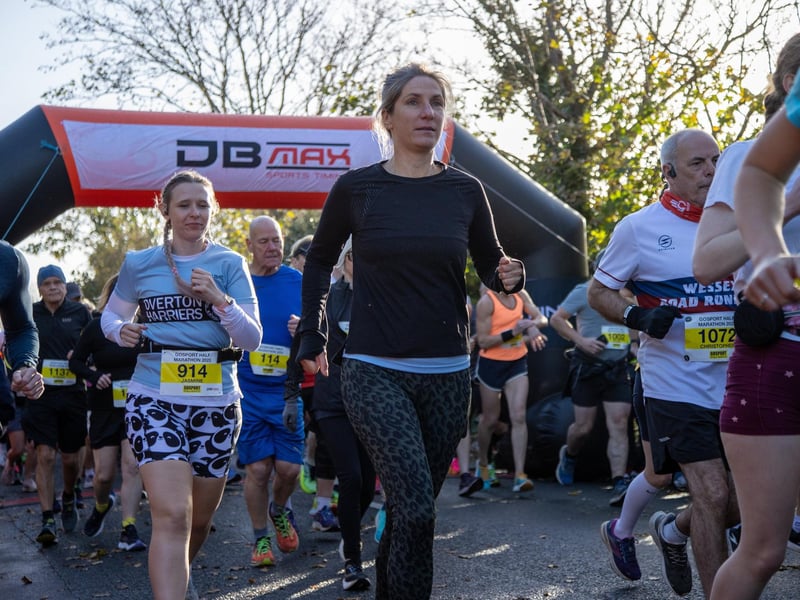 Thousands arrived in Gosport on Sunday morning for the Gosport Half Marathon, complete with childrens fun runs.
Pictured - General Action from the Half Marathon
Photos by Alex Shute