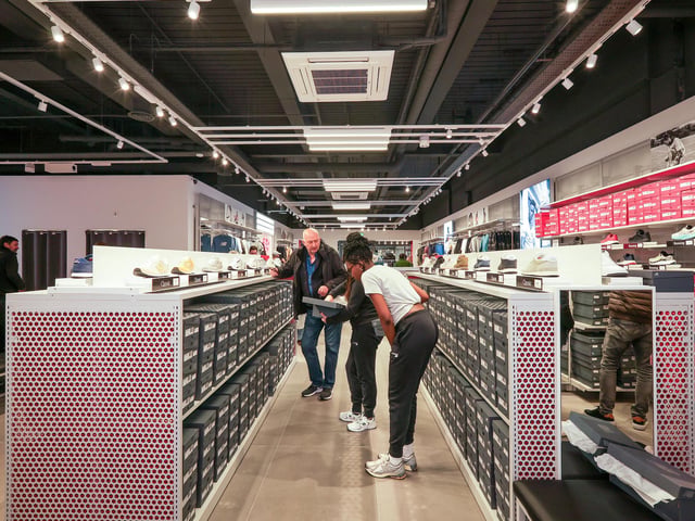 Store interior. New Balance shop opens in Gunwharf Quays, Portsmouth
Picture: Chris Moorhouse (271124-17)