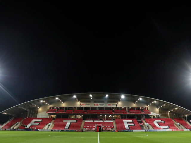 Return trip distance to Highbury Stadium: 572.8 miles.