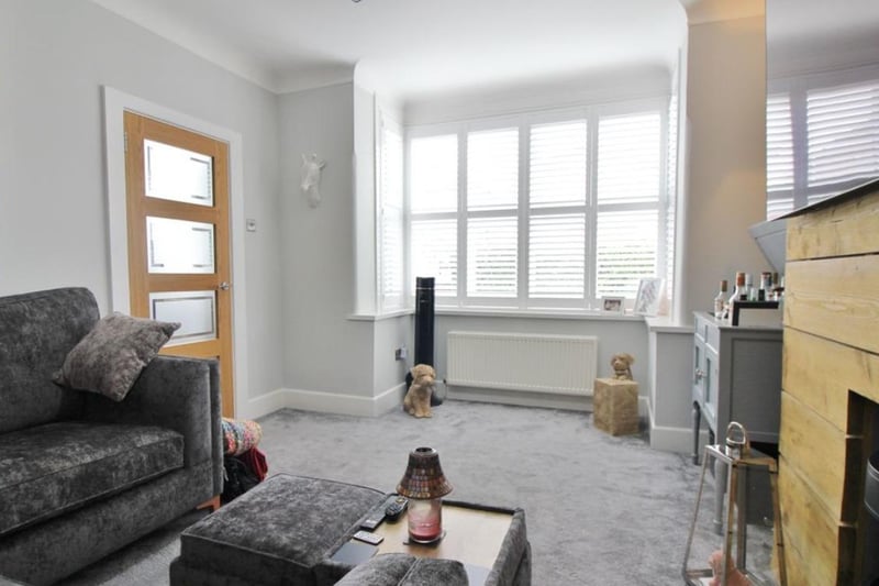 It comes with a well-presented garden which would be ideal for entertaining in the summer.