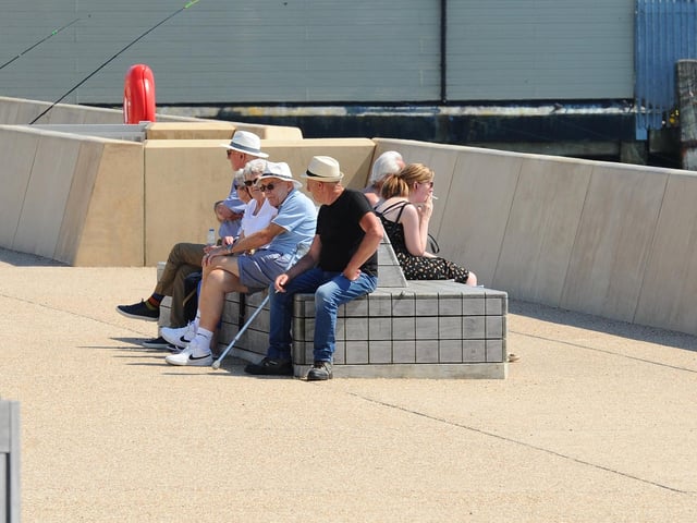 Temperatures soared to 27C in Portsmouth on Wednesday, June 26, 2024. People out and about in Old Portsmouth.Picture: Sarah Standing (250624-1300)