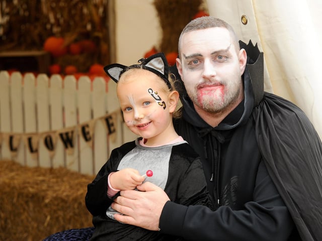 Pictured is: Allan Galbraith with his daughter Iona (5) from Midhurst.
Picture: Sarah Standing (251023-2128)