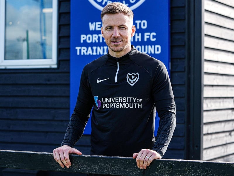 (Replaced Owen Moxon on 83 mins)