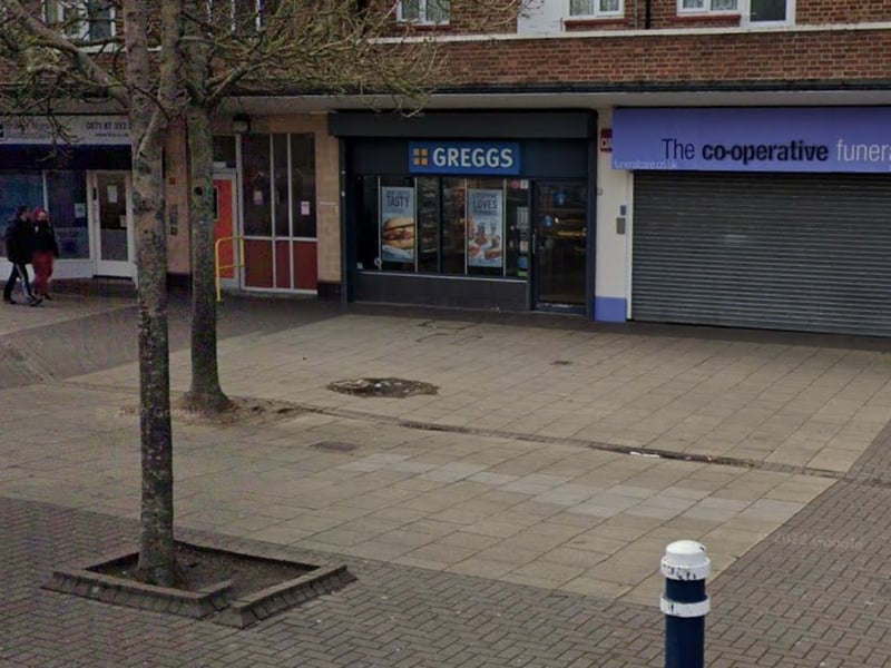 This Greggs is located in Allaway Avenue, Portsmouth, and it has a Google rating of 4.3 with 53 reviews.