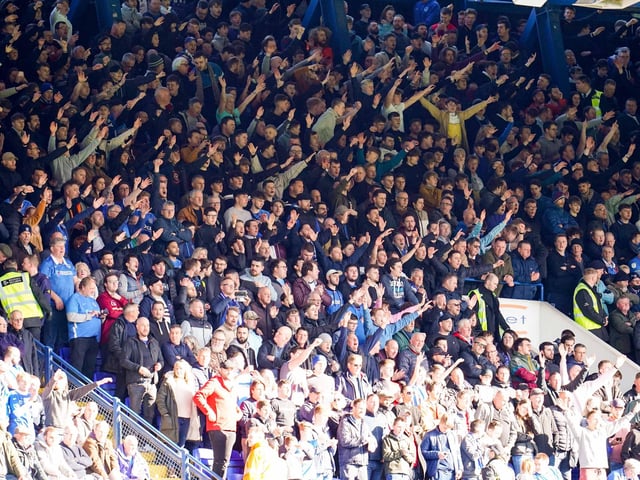 Away attendance: 1,986; Overall attendance: 25,500