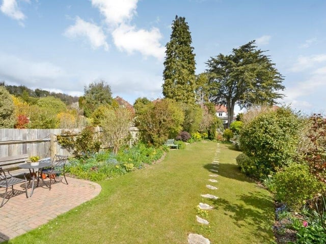 58 Carmarthen Avenue, Drayton, Hampshire
Guide Price: £660,000