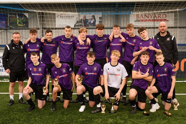 Portsmouth Youth League U15 Challenge Cup winners Gosport Falcons U15s. Picture: Keith Woodland (190321-1503)