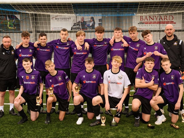 Portsmouth Youth League U15 Challenge Cup winners Gosport Falcons U15s. Picture: Keith Woodland (190321-1503)