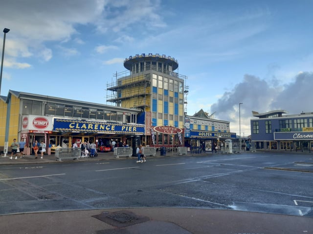 Southsea Rock Café at Clarence Pier Pavilion, Clarence Esplanade, Southsea was given a rating of five on July 26.