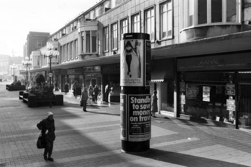 Palmerston Road in November 1990