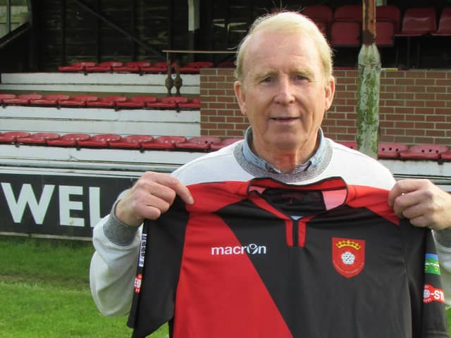 Flashback - John Robson returns to Petersfield Town in 2016