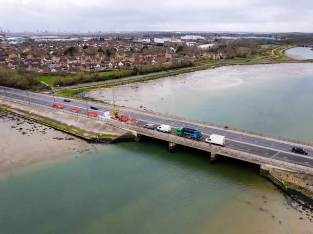 Pictured - Eastern Road Southbound closed again for works

Photos by Alex Shute