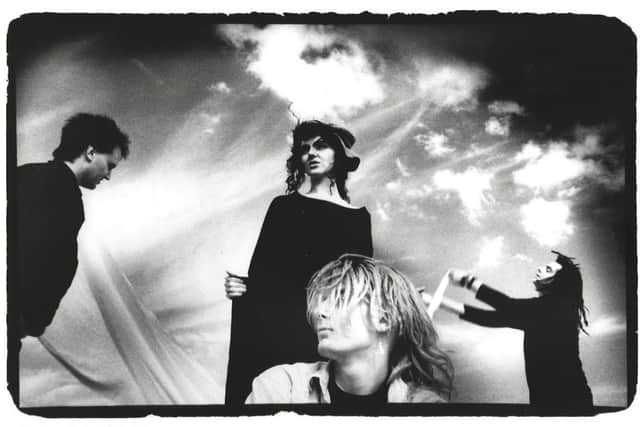 Promo shots of Portsmouth band Cranes from 1993.