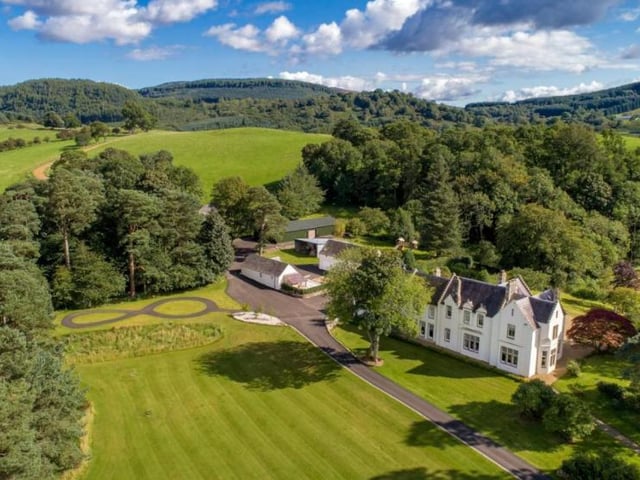 Cowden House was originally a small cottage that was extended into a two-storey farmhouse in 1701, then substantially expanded again in 1885. It was fully refurbished and extended in 2014.