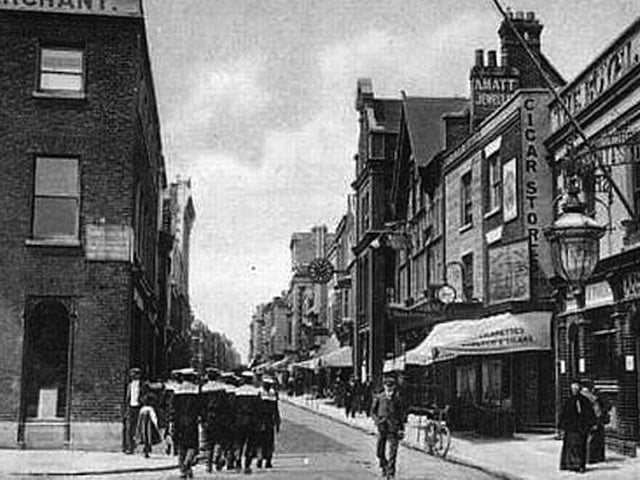 The Royal Standard pub on the right was on the north side of Queen Street, Portsea looking west.