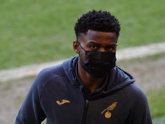 Position: Left-wing back; Matches played: 36; Number of fouls suffered: 49.