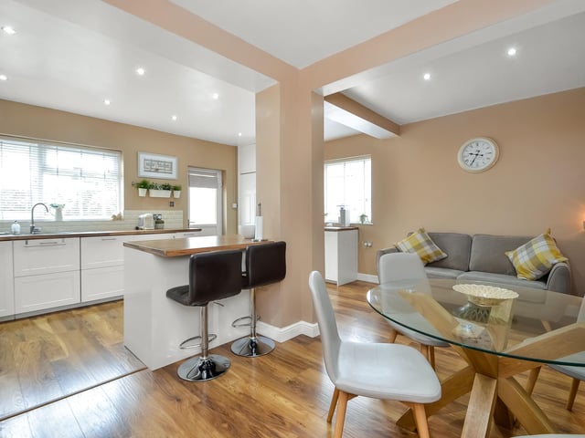 2 Langdale Avenue, Drayton on the market for £500,000