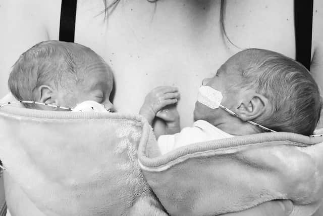 Ronny and Bella when they were newborns